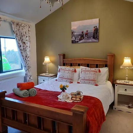 Hillhead House, F94 F6n1 5*