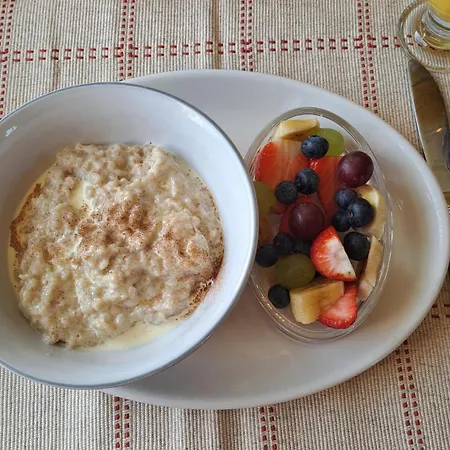 Hillhead House, F94 F6n1