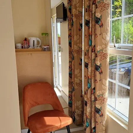 Hillhead House, F94 F6n1 5* Ardara